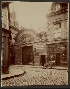  作： Eugène Atget