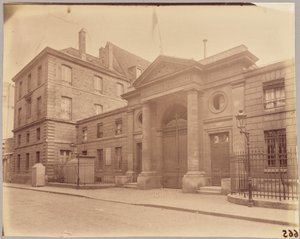  作： Eugène Atget
