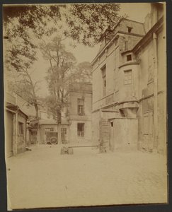  作： Eugène Atget