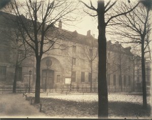  作： Eugène Atget