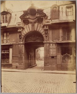  作： Eugène Atget