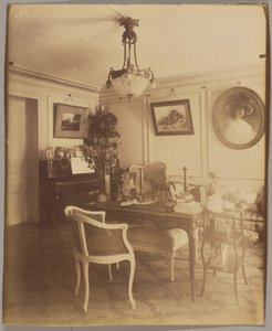  作： Eugène Atget