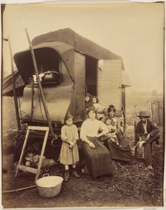  作： Eugène Atget