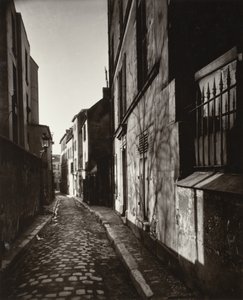  作： Eugène Atget