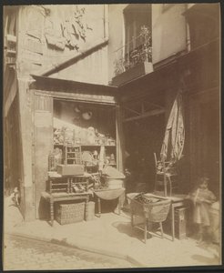 ブロカント、ボーブール通りのアン・コイン、8 (4) 作： Eugène Atget
