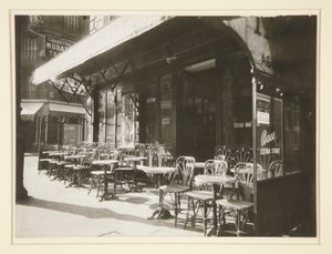 コーヒー？ - 大軍の大通り 作： Eugène Atget