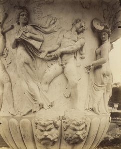 ヴェルサイユの花瓶の詳細、1906年 作： Eugène Atget