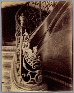 オテル・デペルノン、ヴィエイユ・デュ・タンプル通り110番地 作： Eugène Atget