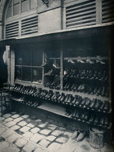 古い靴、1877年-1927年、1929年 作： Eugène Atget