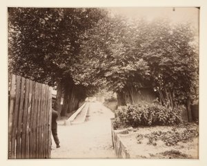 夜明け、下ムードン門 作： Eugène Atget