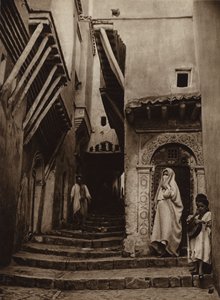 アルジェ、旧市街の通り（モノクロ写真） 作： European Photographer