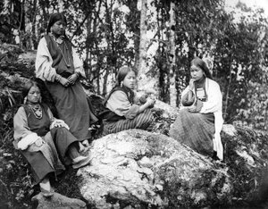 ヒマラヤの女性、19世紀後半 作： European Photographer