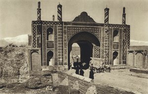 ペルシャ、テヘラン、城門（モノクロ写真） 作： European Photographer