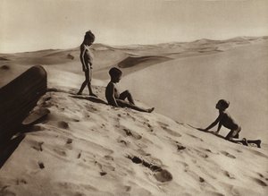 サハラの子供たち（モノクロ写真） 作： European Photographer