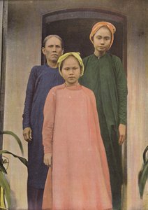 継母と彼女のブルス・ア・ミソ 作： European Photographer