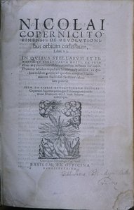 ニコラスコペルニクスによる革命天体オーブの第2版のフロントピース（印刷本） 作： European School