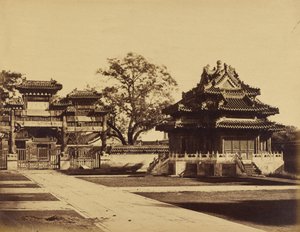 1860年10月29日、ペキンの冬宮殿 作： Felice Beato