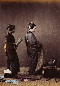 日本人女性のドレッシング、1870年から1880年 作： Felice Beato