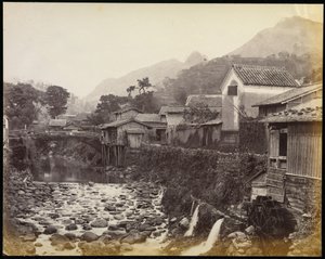 クリーク先住民の町から見た長崎