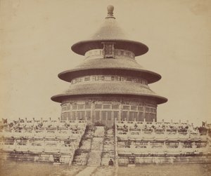 Sacred Temple of Heaven Where the Emperor Sacrifices Once a Year, in the Chinese City of Pekin, October 1860   1246151   ja       japanese Successfully Translated  Original: Harbour Scene: Arrival of fishing fleet Translat: Harbour Scene: Arrival of fishin 作： Felice Beato