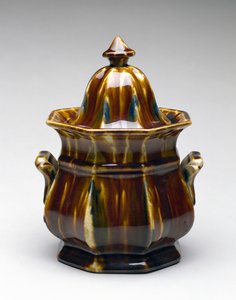 シュガーボウル 作： Fenton and Co. Lyman