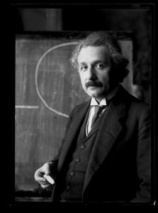 アルベルト・アインシュタイン（1879-1955）の写真