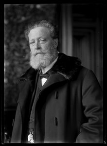 チャールズ・ルーガー（1897-1910）の写真 作： Ferdinand Schmutzer