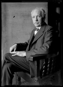リヒャルト・シュトラウス（1864-1949）の写真 作： Ferdinand Schmutzer