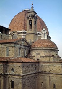 サン・ロレンツォ教会の外観（フィリッポ・ブルネレスキ（1377-1446）による部分） 15-16世紀（聖ローレンス教会） イタリア・フィレンツェ 作： Filippo Brunelleschi