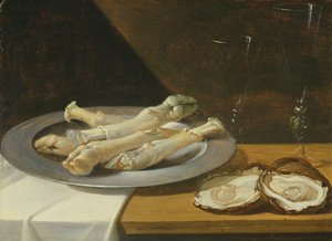 ドレープされたテーブルにカキとワイングラスが付いたピュータープレート上の豚のナックル、c.1630 作： Flemish School