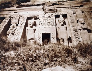 Abou-Sembil、Petit Speos、ファサード中央部、1853-54年 作： Félix Teynard
