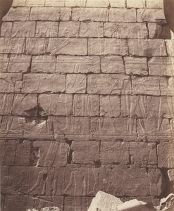 カルナック テーベ、宮殿 - Hypostyle ホール - インテリアの装飾、1851-52 年、1853-54 年に印刷。 作： Félix Teynard