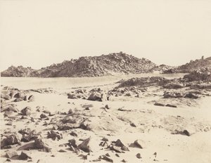 最初の白内障、砂で覆われた花崗岩の山、1851-52 年、1853-54 年に印刷。