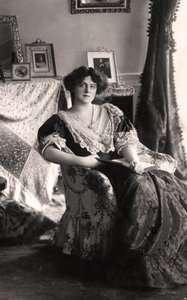 マリースタッドホルム1875-1930、イギリスの女優、1906年。 作： Foulsham and Banfield