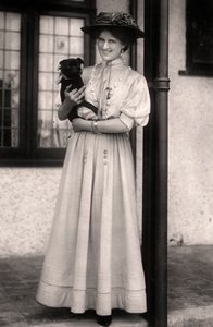 Zena Dare 1887-1975、イギリスの女優、20世紀初頭。 作： Foulsham and Banfield