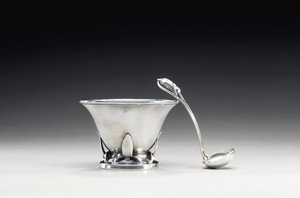 ボウルとスプーン 1910年頃（銀製 作： Frances MacBeth Glessner