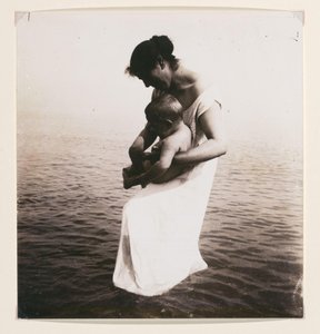 赤ちゃんと海を背景に女性のモンタージュ 作： Francesco Michietti