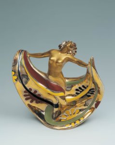 女性ダンサー 作： 