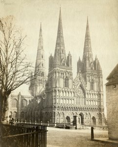リッチフィールド大聖堂、スタッフォードシャー、c1860