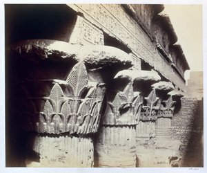 柱廊の柱頭、クヌム神殿、エスナ、エジプト、1862 年