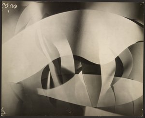 軽やかなリズム 作： Francis Bruguière