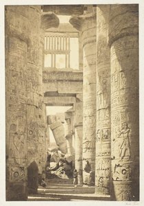 列のホールの内部、1857 年、1862 年に印刷。 作： Francis Frith