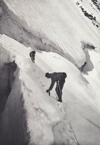 ペニン アルプス: トゥルナンシュ峠の下 (白黒写真) 作： Francis Sydney Smythe