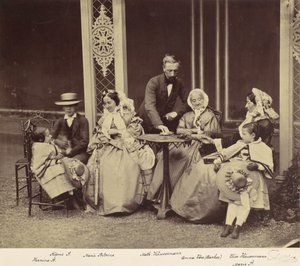 [庭にいる 5 人の大人と 2 人の子供のグループ ポートレート]、1850 年代から 60 年代。 作： Franz Antoine