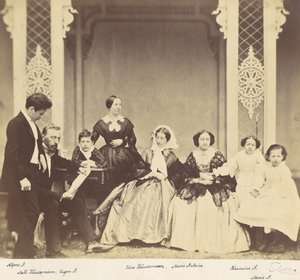 [Group portrait of the Antoine and Höusermann Families], 1850s-60s.    1175466   ja       japanese Successfully Translated  Original: Sarada Script (?) Translat: Sarada Script (?) 1300187 ja japanese Successfully Translated Original: View of Egmond aan Zee 作： Franz Antoine