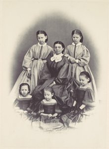 [座っている女性と立っている 5 人の少女に囲まれた座っている女性の肖像]、1850 年代から 60 年代。 作： Franz Antoine