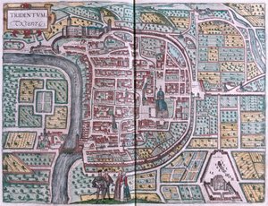 イタリア・トレント（彫刻 作： Franz Hogenberg