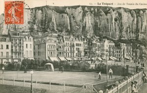 海辺の町ルトレポーでのテニスの試合。 1913年に送られたはがき。
