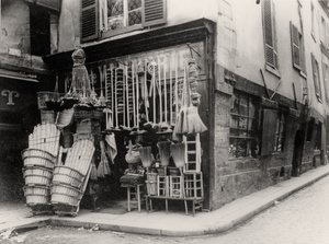 パリのバスケットショップ（モノクロ写真 作： French Photographer