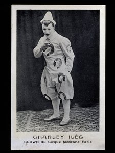 パリのメドラノサーカスの道化師チャーリー・イルズ（1876-? 1910年頃、ポストカード、フランス、20世紀 作： French Photographer